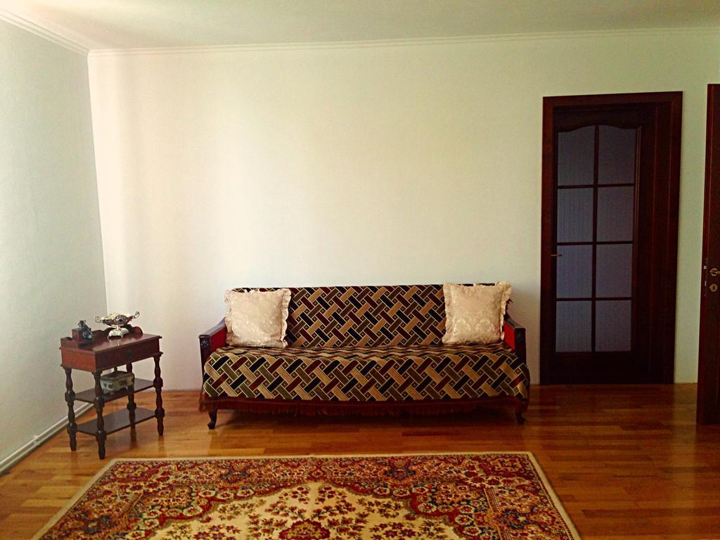 Casa Renti Hotell Novaci-Străini Rom bilde